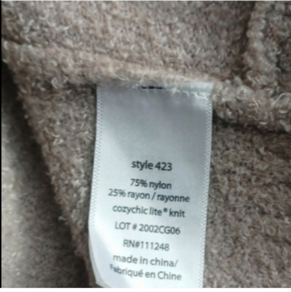 Barefoot dreams Chic light open front sweater - Picture 5 of 5